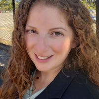 Headshot of Leah Gould